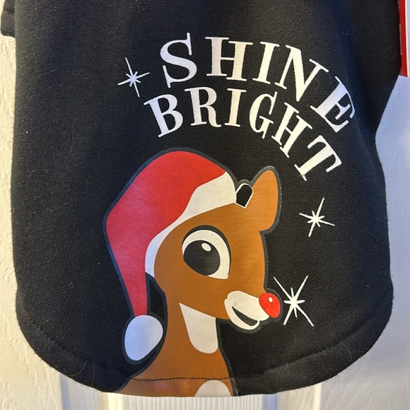 ⭐️NWT. Pet hoodie- Rodolfo the red nose reindeer - Picture 2 of 6